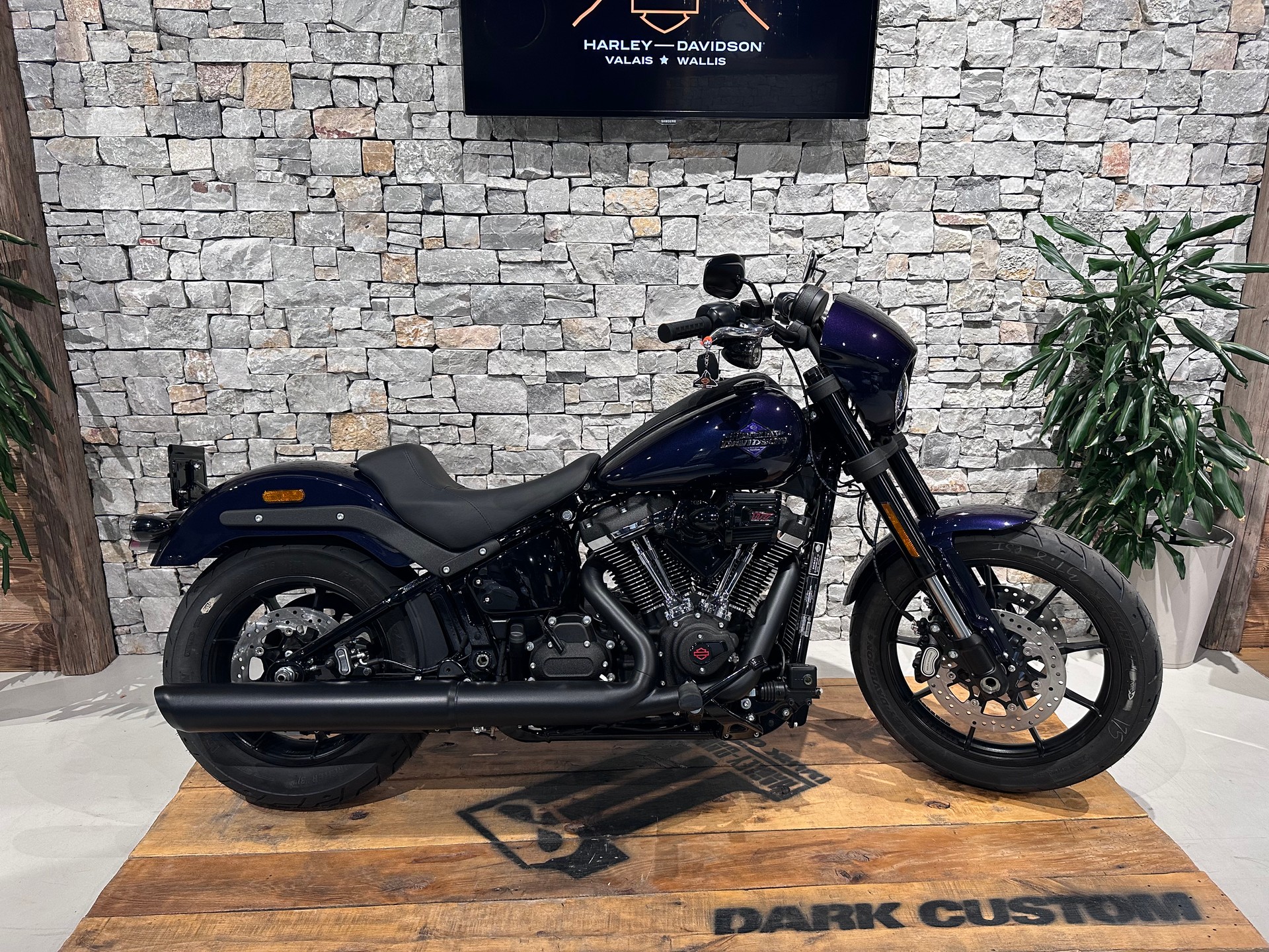 HARLEY-DAVIDSON Lowrider S