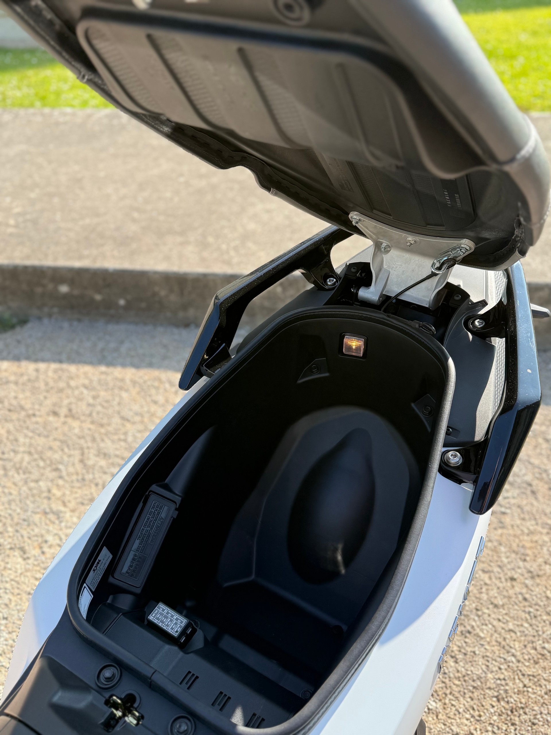 SYM ADX TG 400-image-8