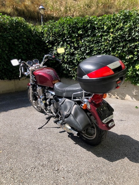 TRIUMPH 900 Oldtimer-image-2