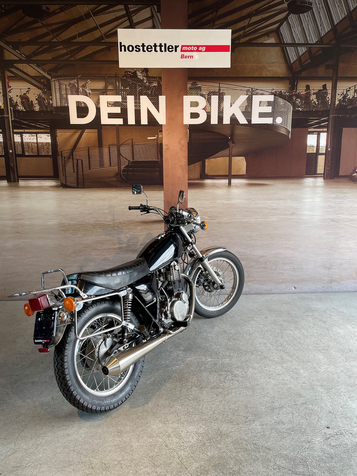 YAMAHA SR 500 Oldtimer-showroom-element-2