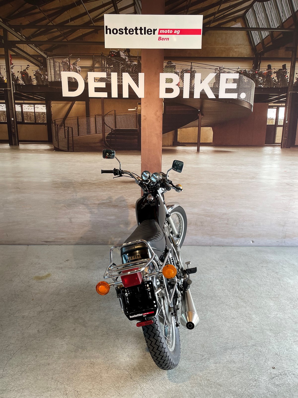 YAMAHA SR 500 Oldtimer-showroom-element-3