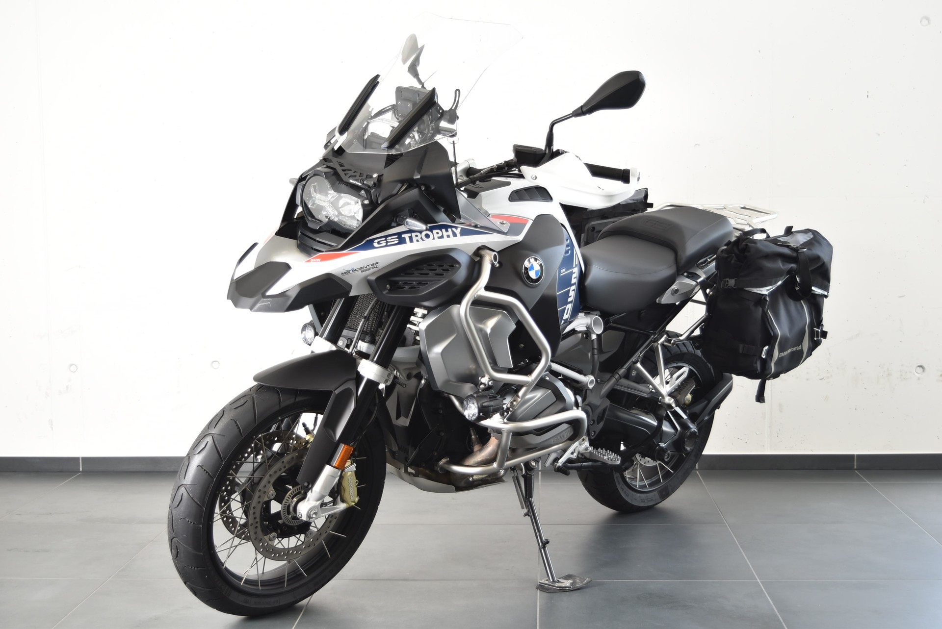 BMW R 1250 GS ADVENTURE-image-1