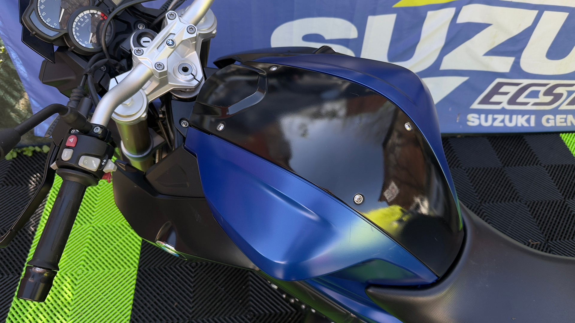 BMW F 800 R ABS-image-11