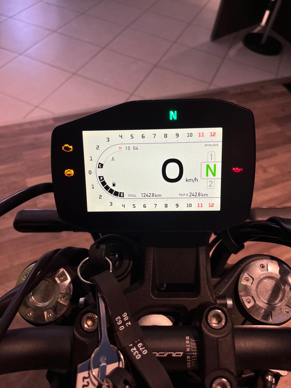 BENELLI Leoncino 800-image-3