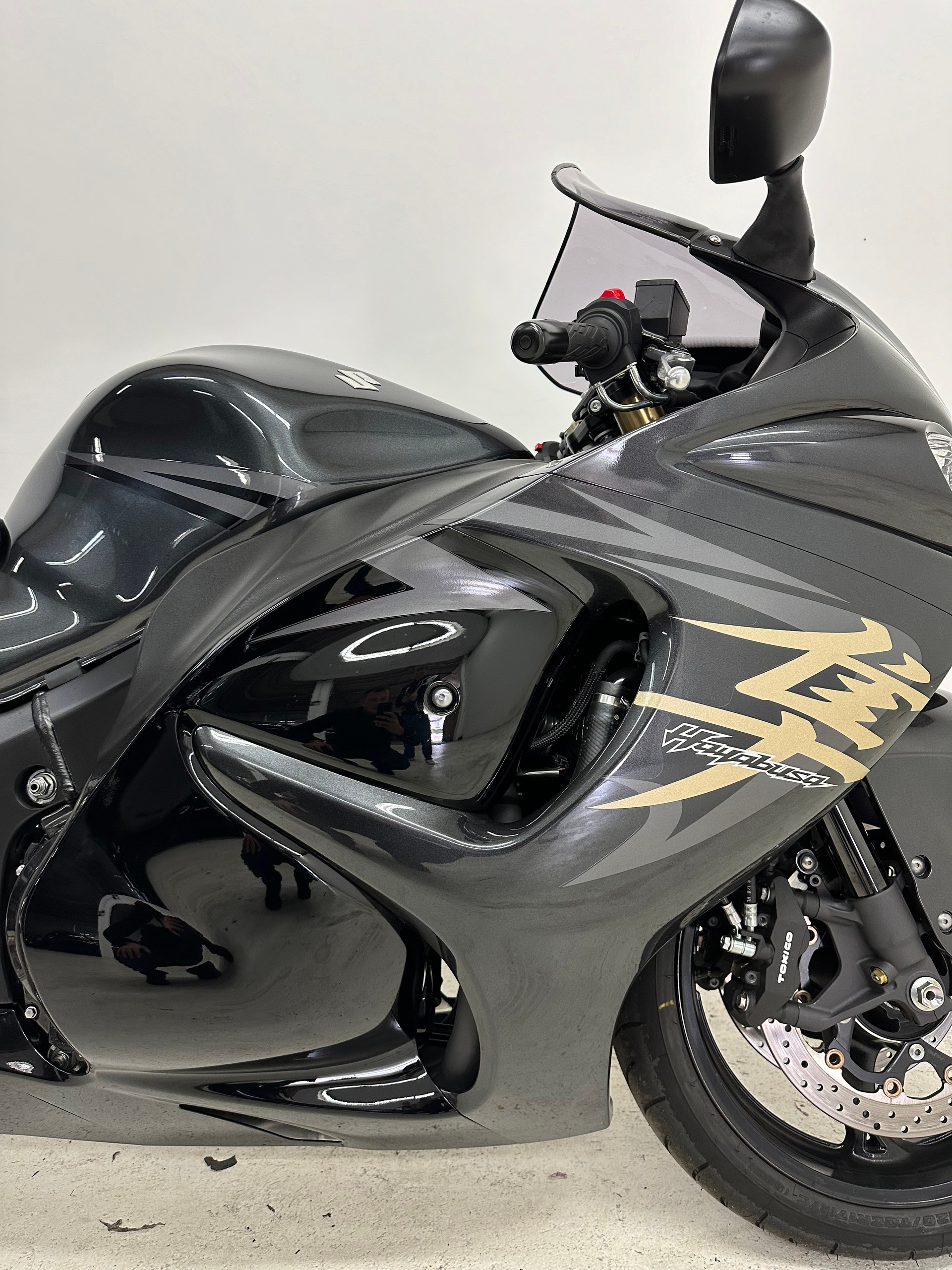 SUZUKI GSX 1300 RZ Hayabusa K8-showroom-element-1