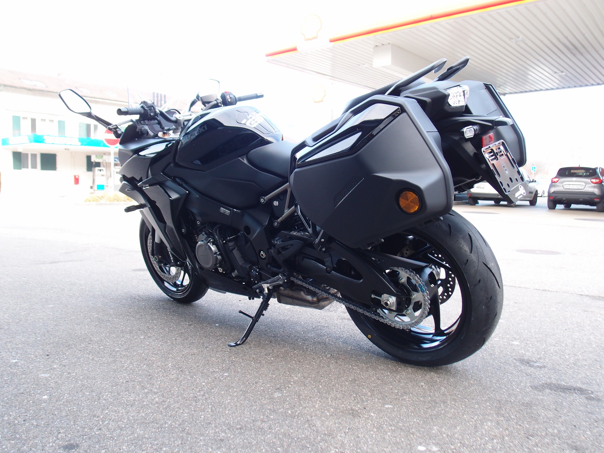 SUZUKI GSX-S 1000 GT Travel-image-6