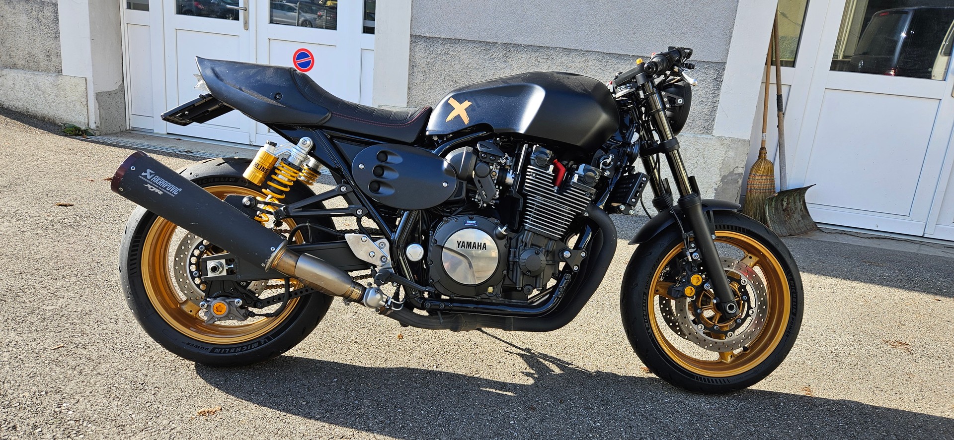 YAMAHA XJR 1300 Racer