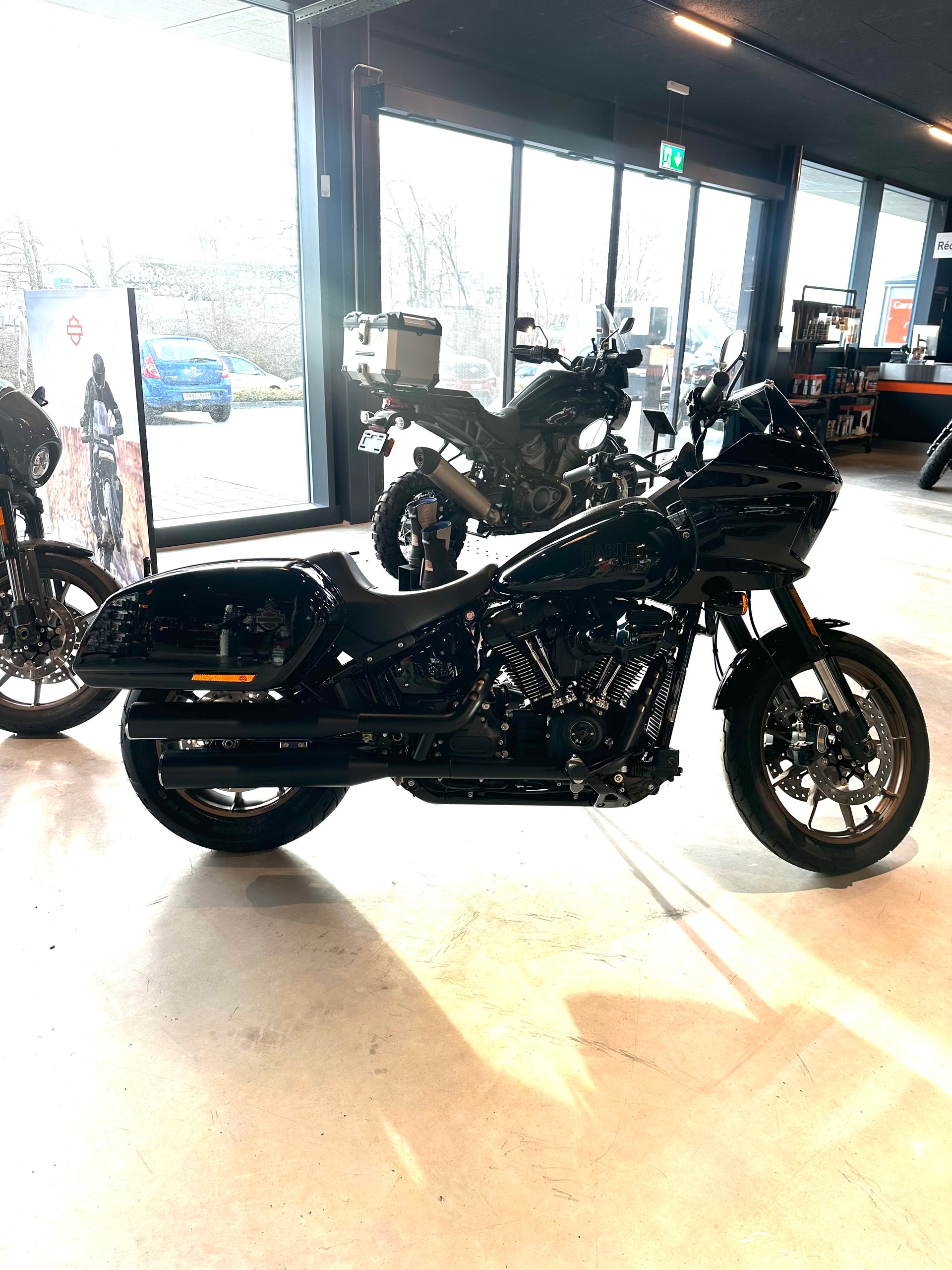 HARLEY-DAVIDSON FXLRST Low Rider ST 117-showroom-element-1