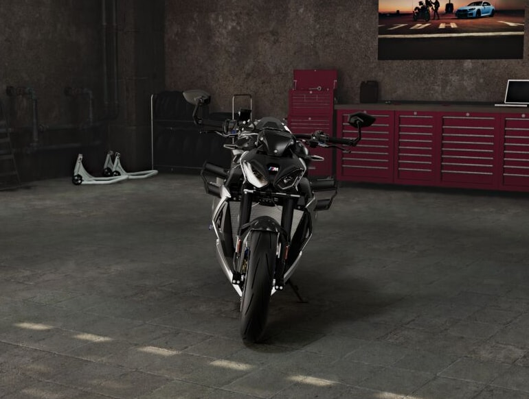 BMW M 1000 R-showroom-element-1