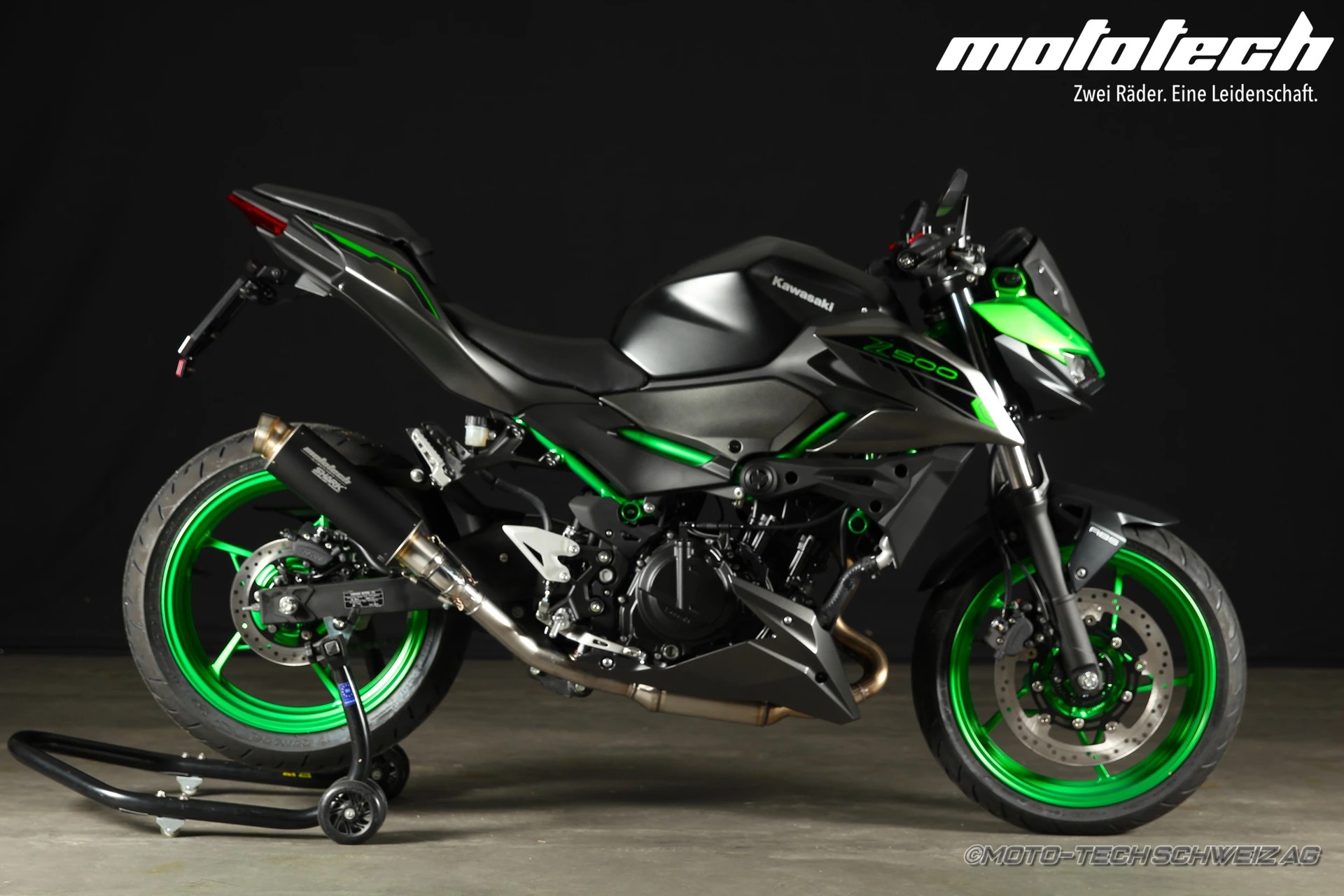 KAWASAKI Z 500 SE MY24 STAGE 1 SHARK-showroom-element-1