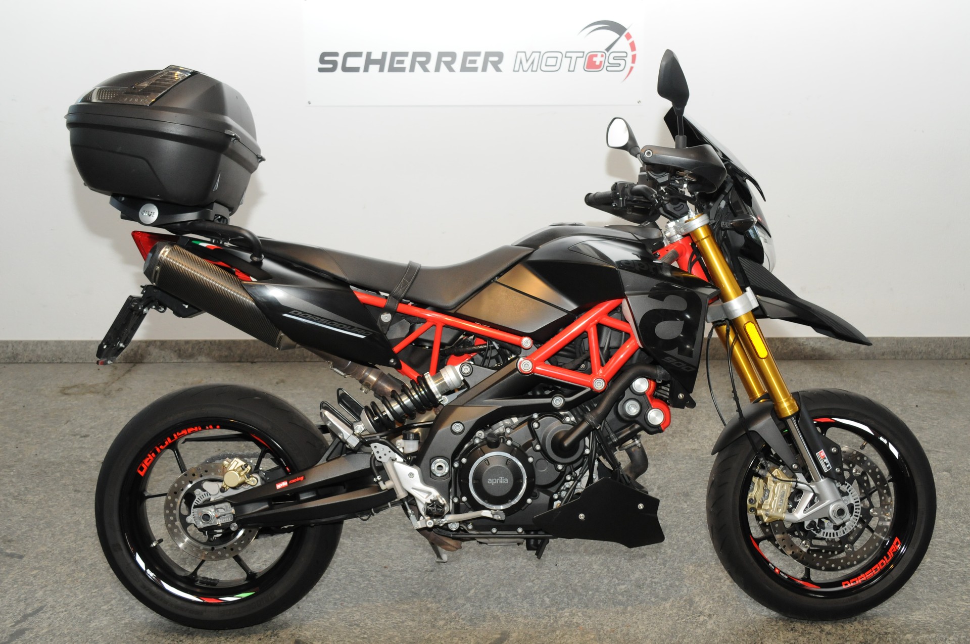 APRILIA Dorsoduro SMV 900