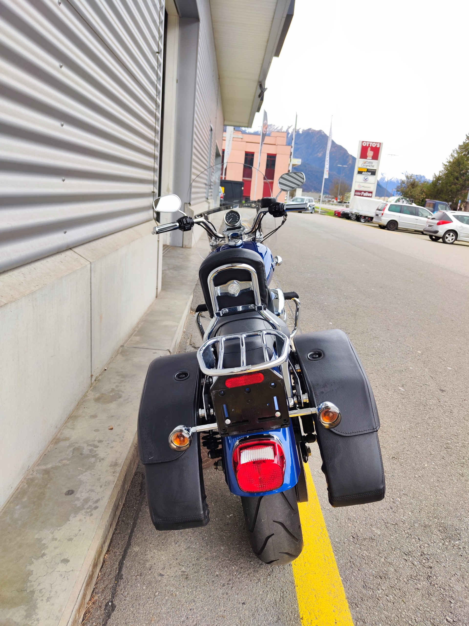 HARLEY-DAVIDSON XL 1200 T Super Low ABS-image-4