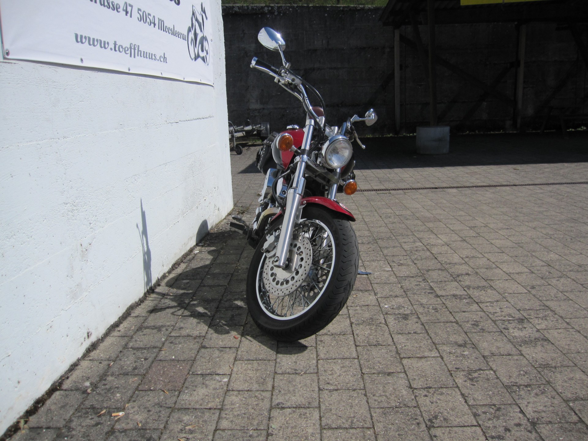 YAMAHA XVS 1100-showroom-element-3