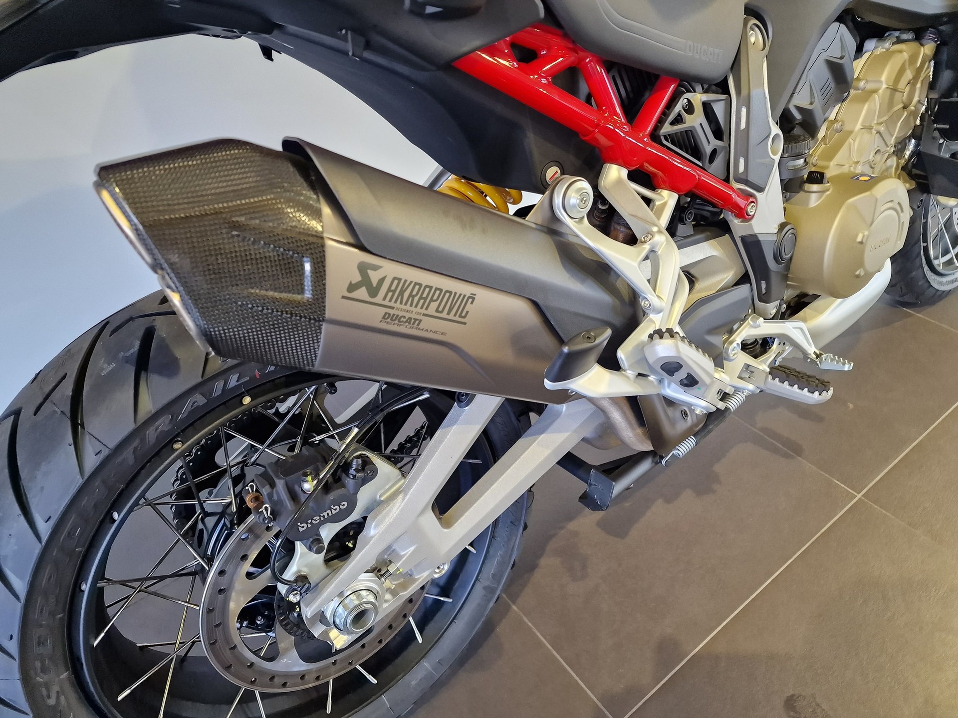 DUCATI Multistrada V4 S Full Speichen Felgen-image-6