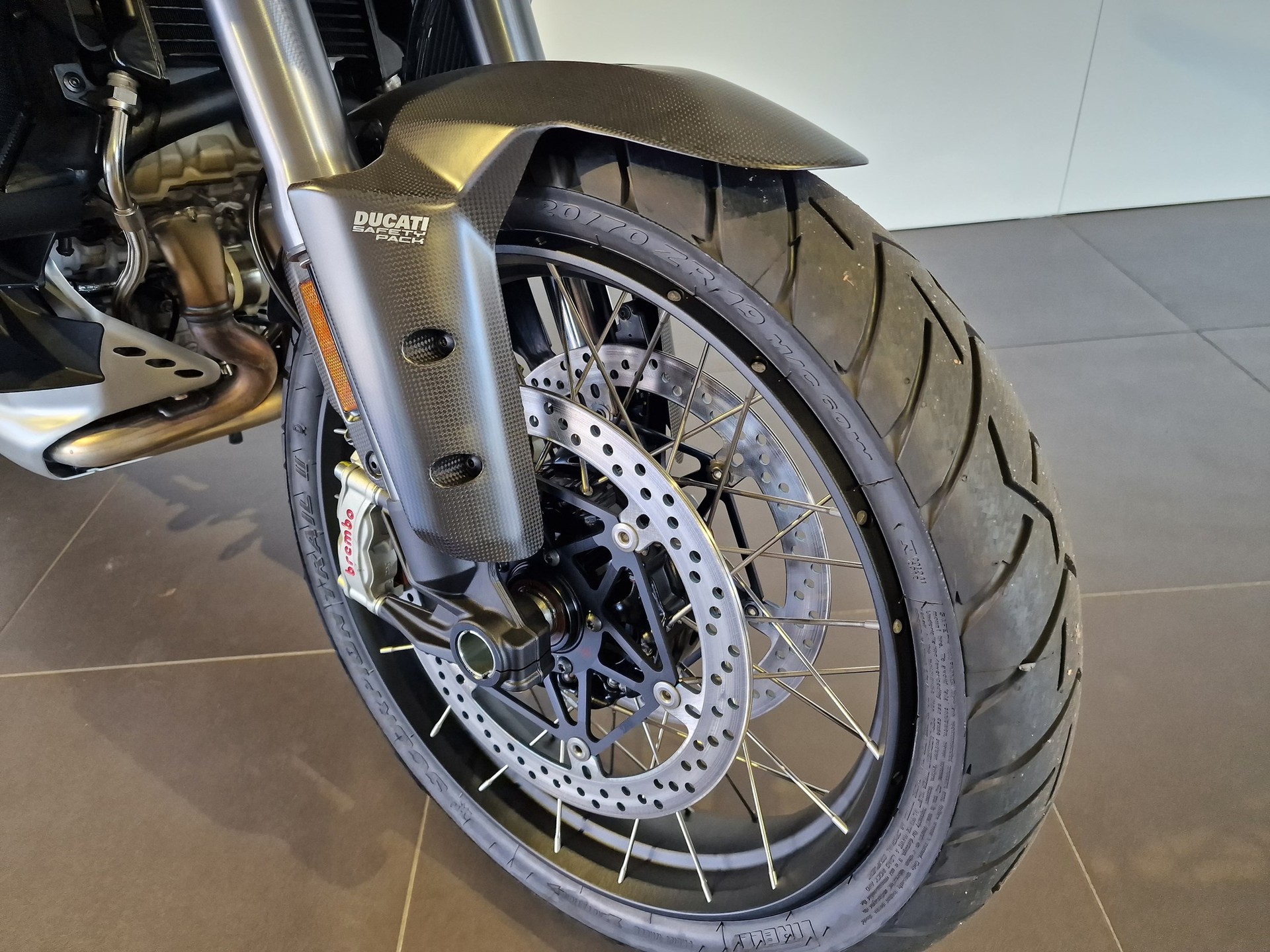 DUCATI Multistrada V4 S Full Speichen Felgen-image-7