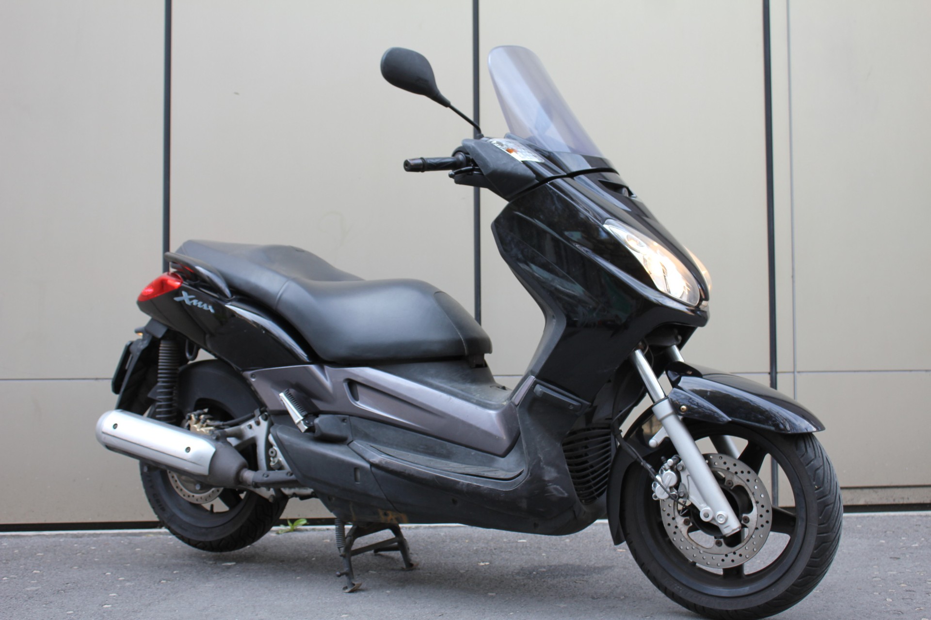 YAMAHA X-MaxYP 250 R-showroom-element-1