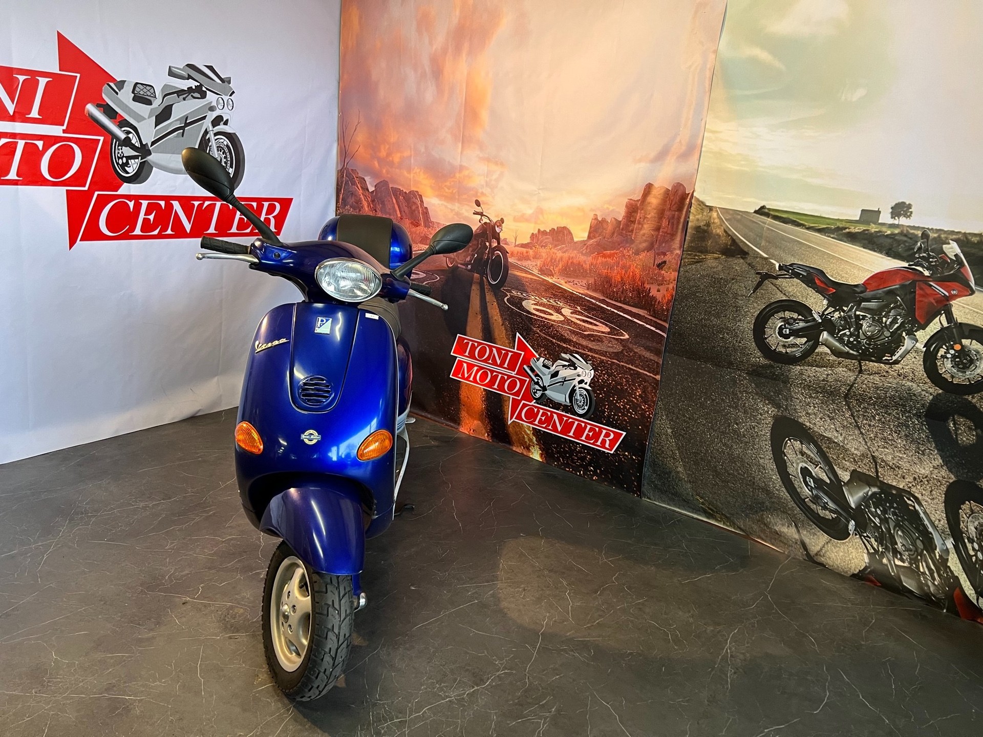 Acheter des moto Piaggio TPH 50 d'occasion sur AutoScout24