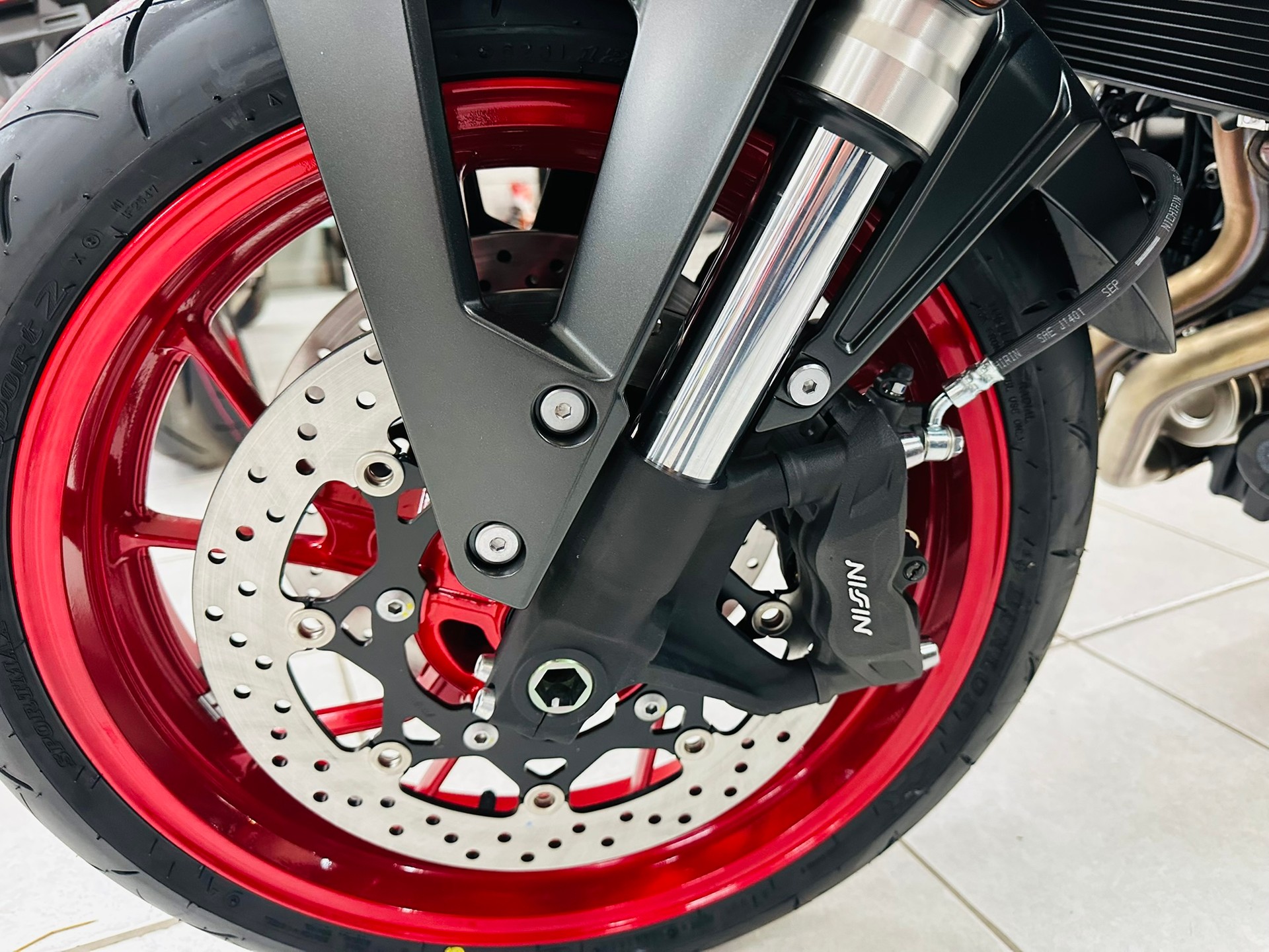 SUZUKI GSX 8 S (35kW)-image-6