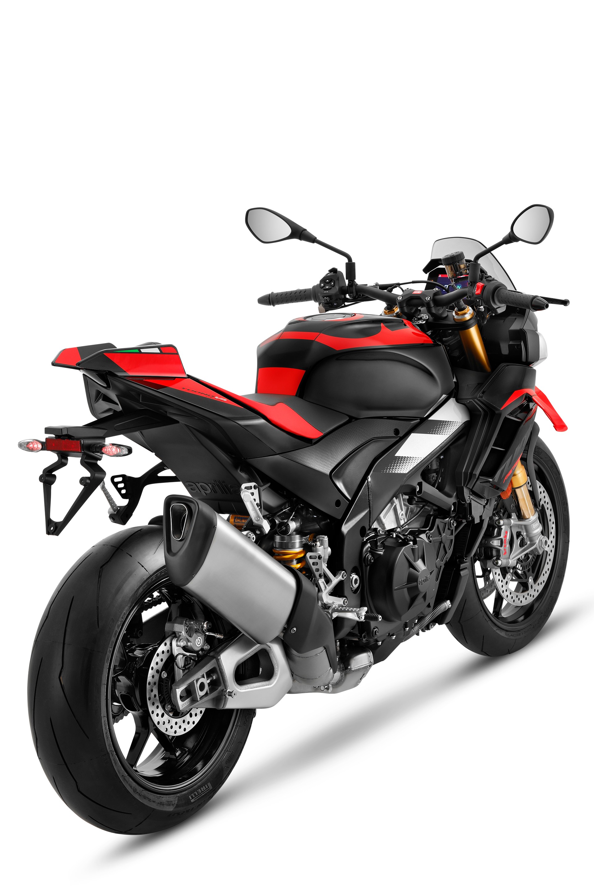 APRILIA Tuono V4 1100 Factory-showroom-element-2