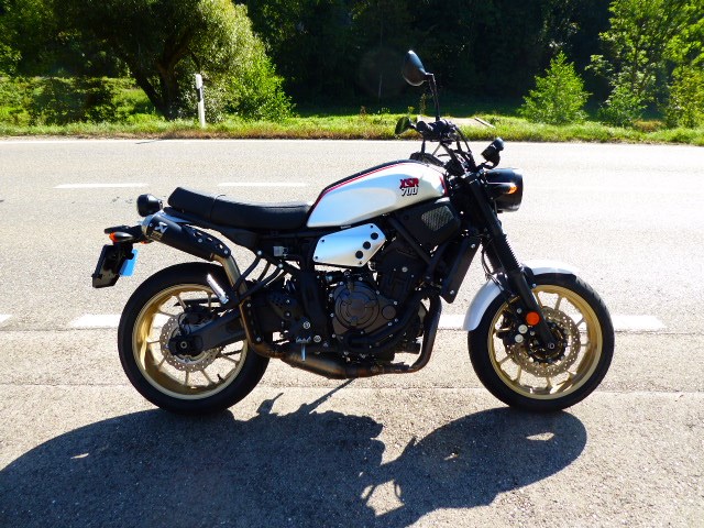 YAMAHA XSR 700 XTribute (35kW)-image-0