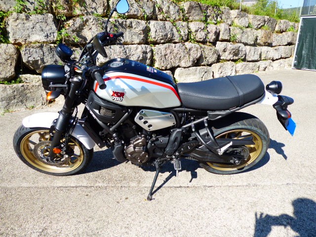YAMAHA XSR 700 XTribute (35kW)-image-2
