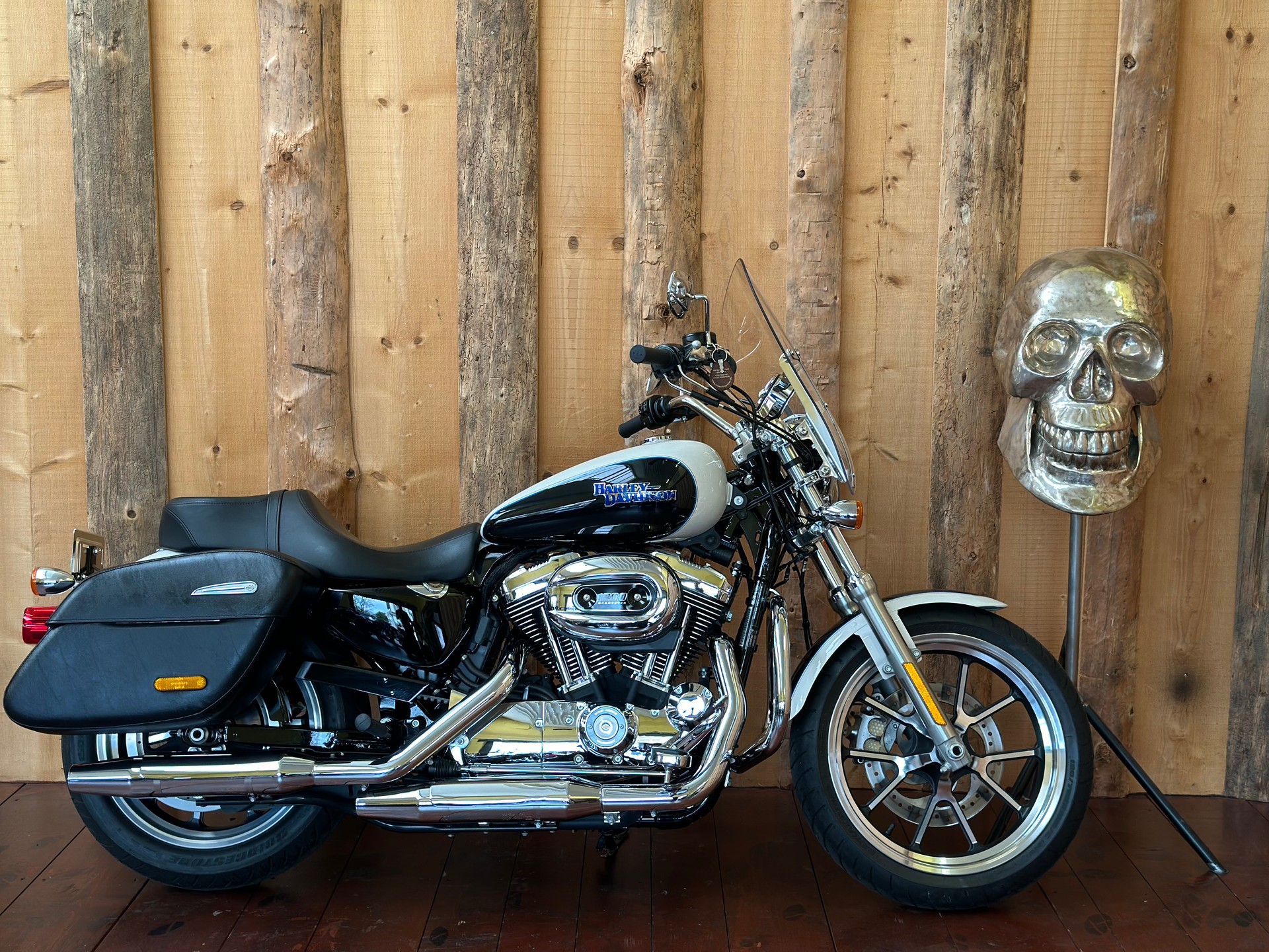 HARLEY-DAVIDSON XL 1200 T Super Low ABS