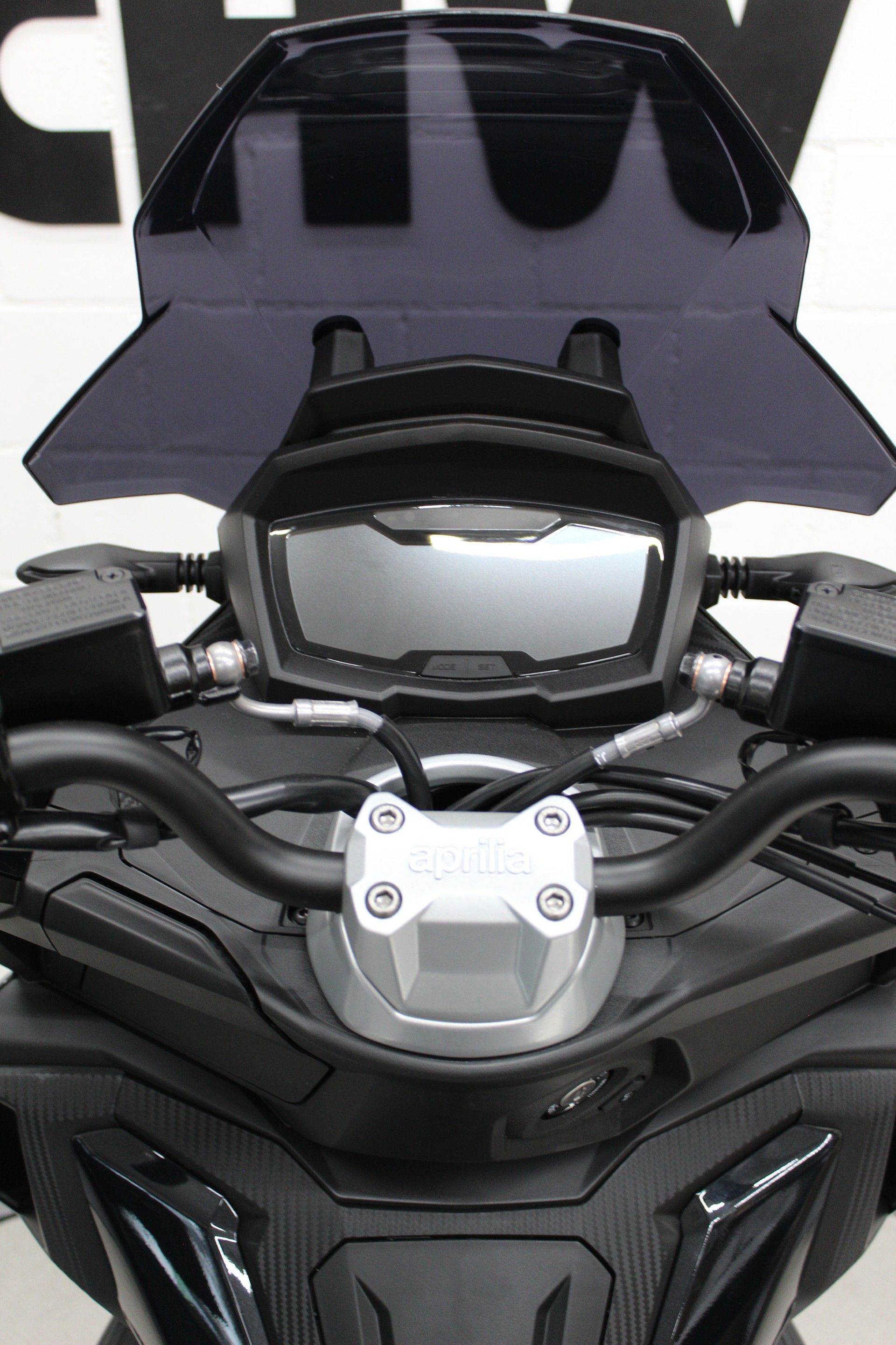 APRILIA SR GT 125-image-7