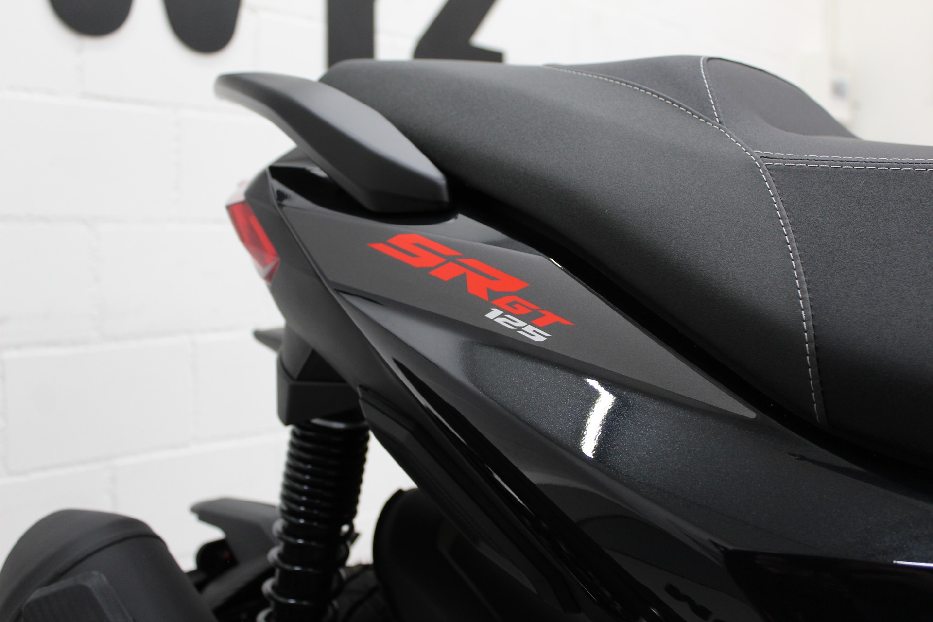 APRILIA SR GT 125-image-6