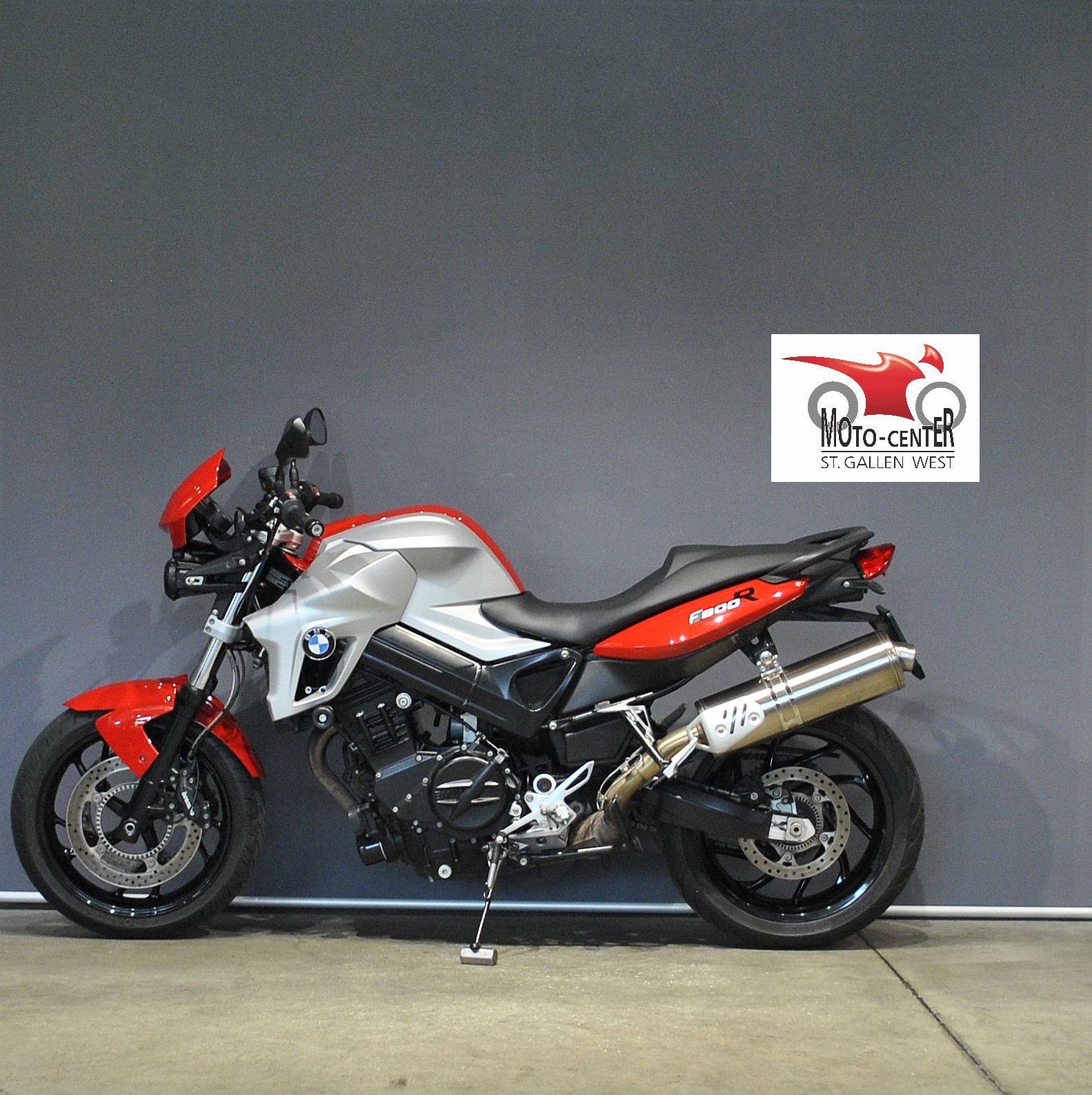 BMW F 800 R-showroom-element-2