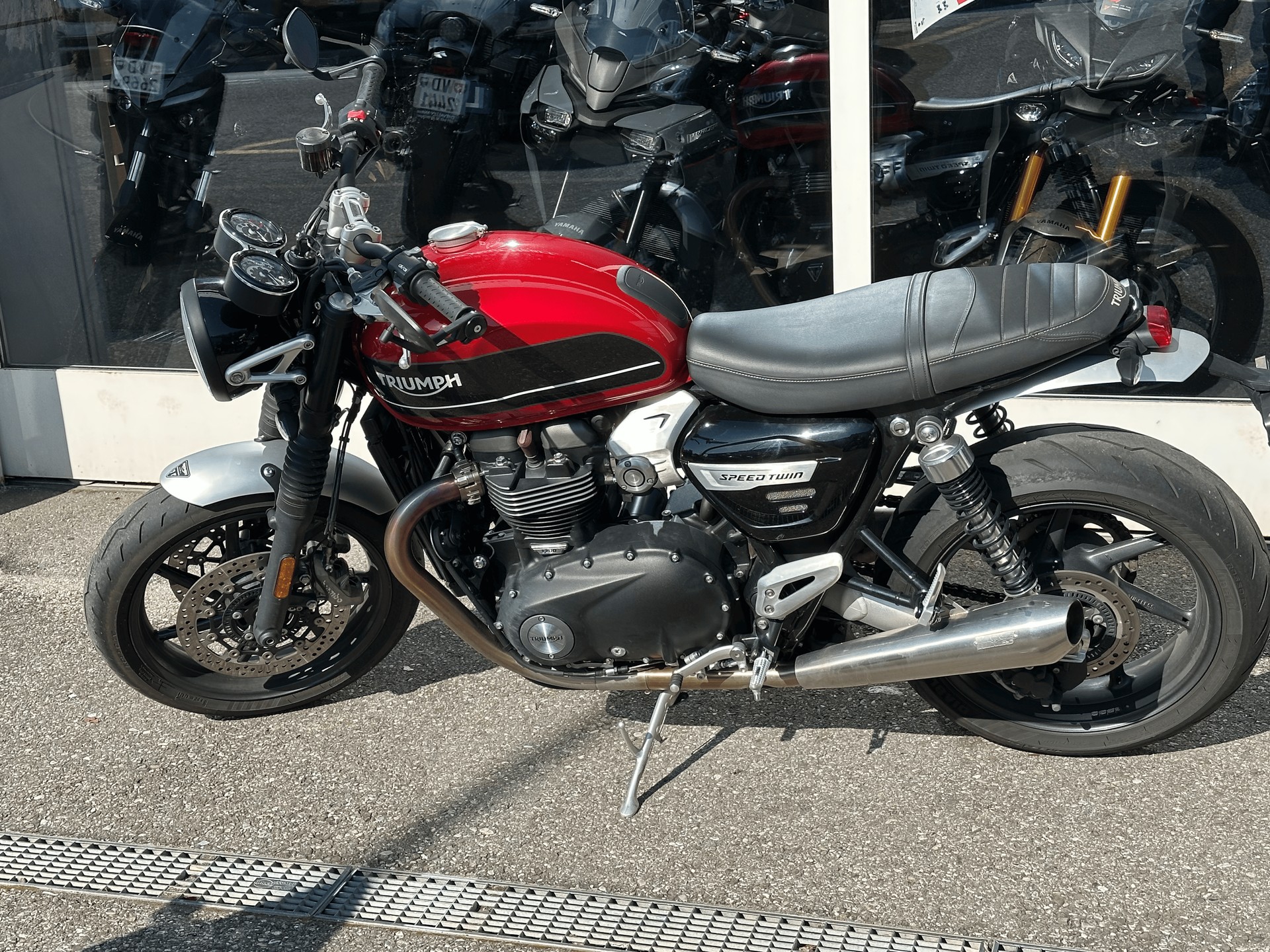 TRIUMPH Speed Twin 1200