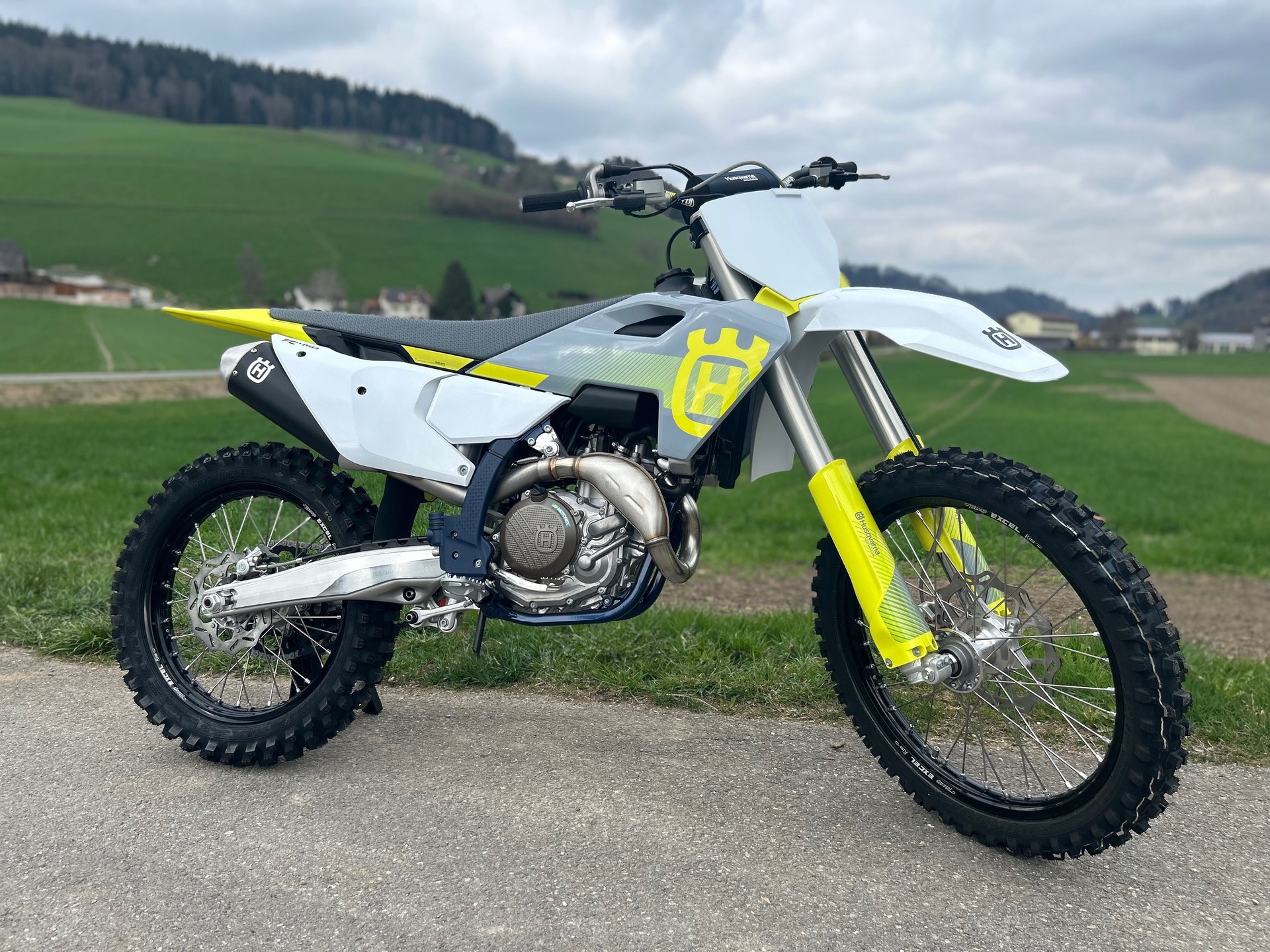 HUSQVARNA FC 450