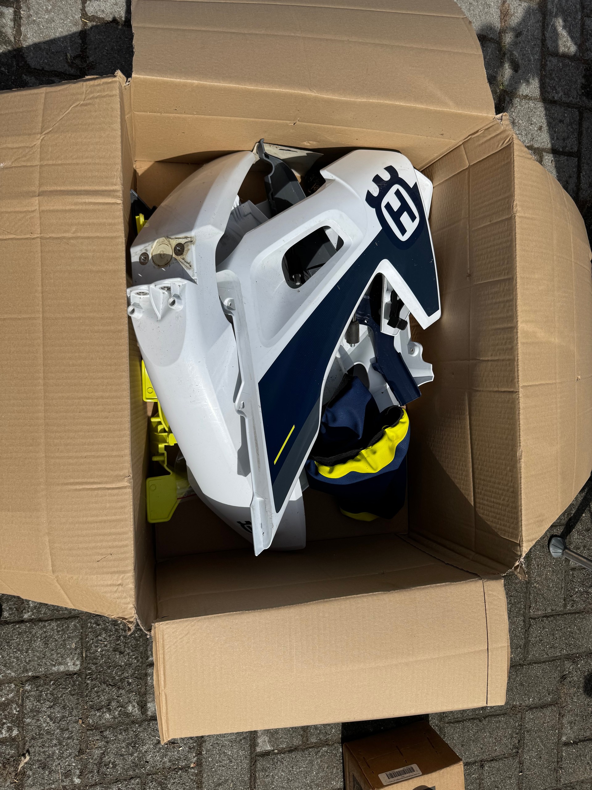 HUSQVARNA FE 501-image-5