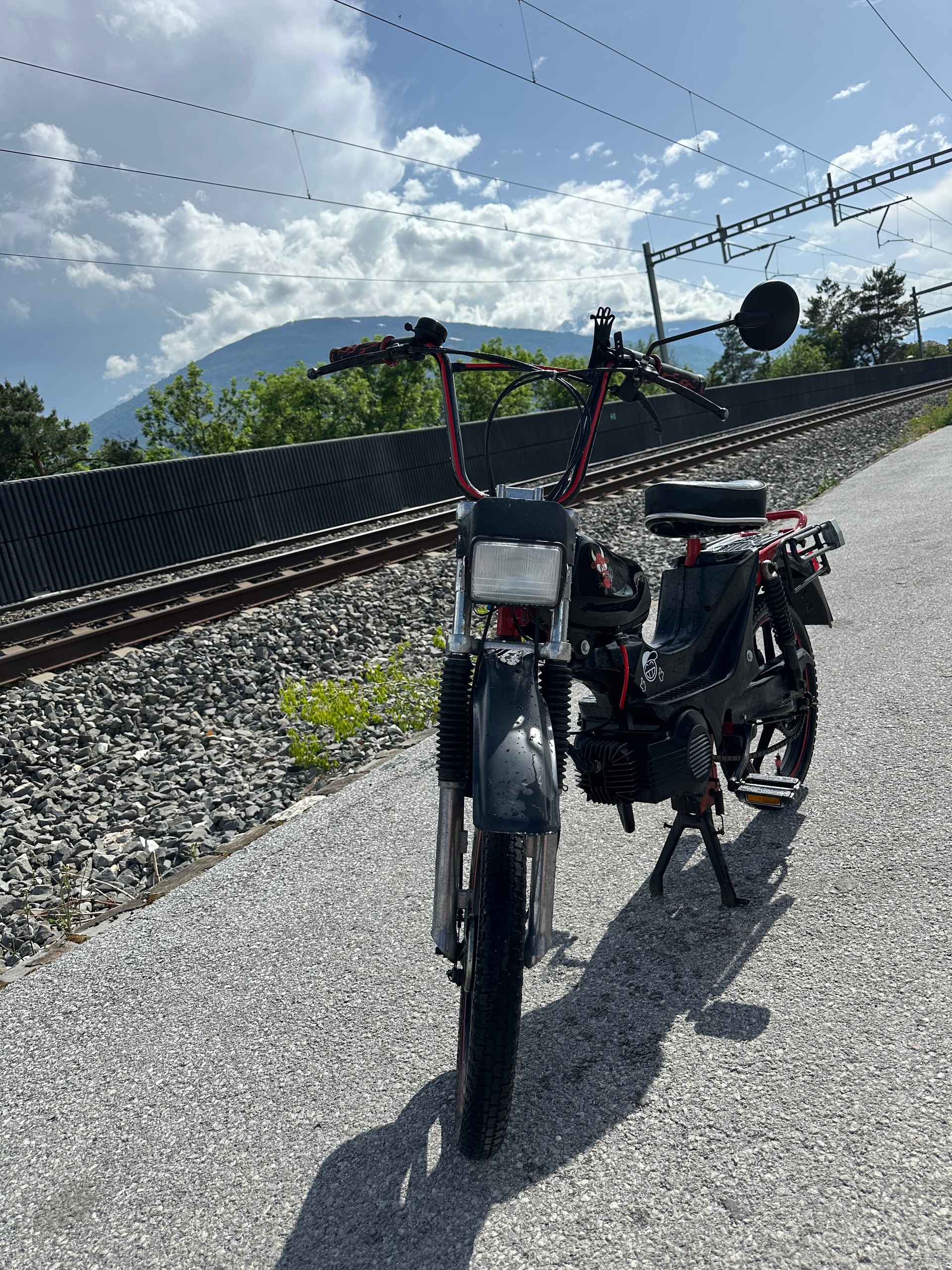PUCH 521 cross-image-3