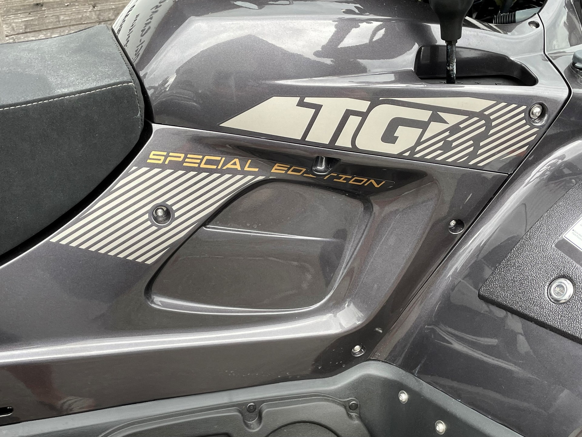 TGB Blade 1000 EFI LT Touring 4x4-image-9