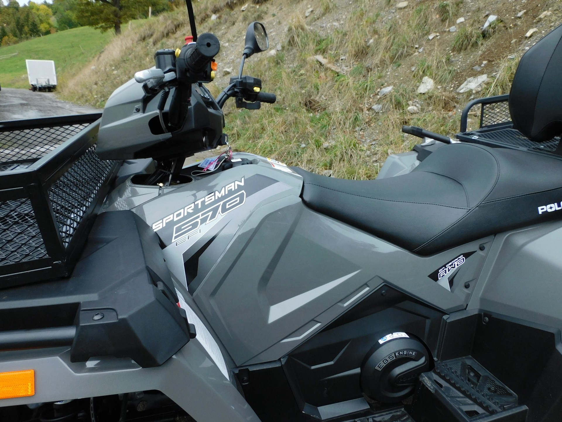 POLARIS Sportsman 570 4x4-image-8
