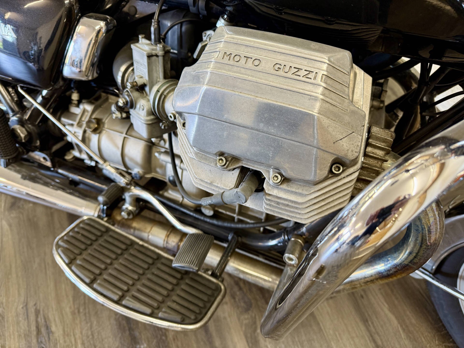 MOTO GUZZI GUZZI VT CALIFORNIA II-image-3