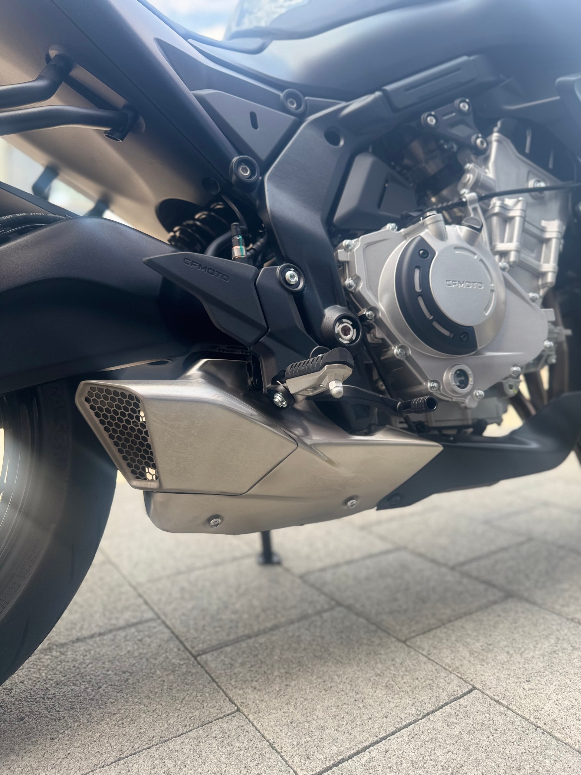 CF MOTO 675NK-image-3