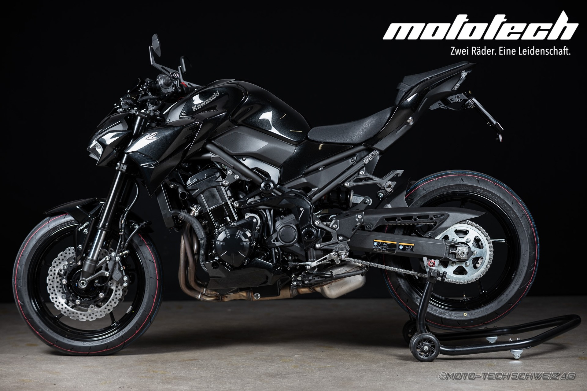 KAWASAKI Z 900 MY24 (35/70kW) BLACK EDITION  STAGE 1-image-4