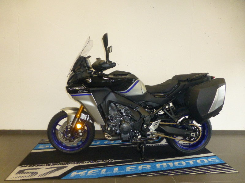YAMAHA Tracer 9 GT+ Y-AMT-showroom-element-1