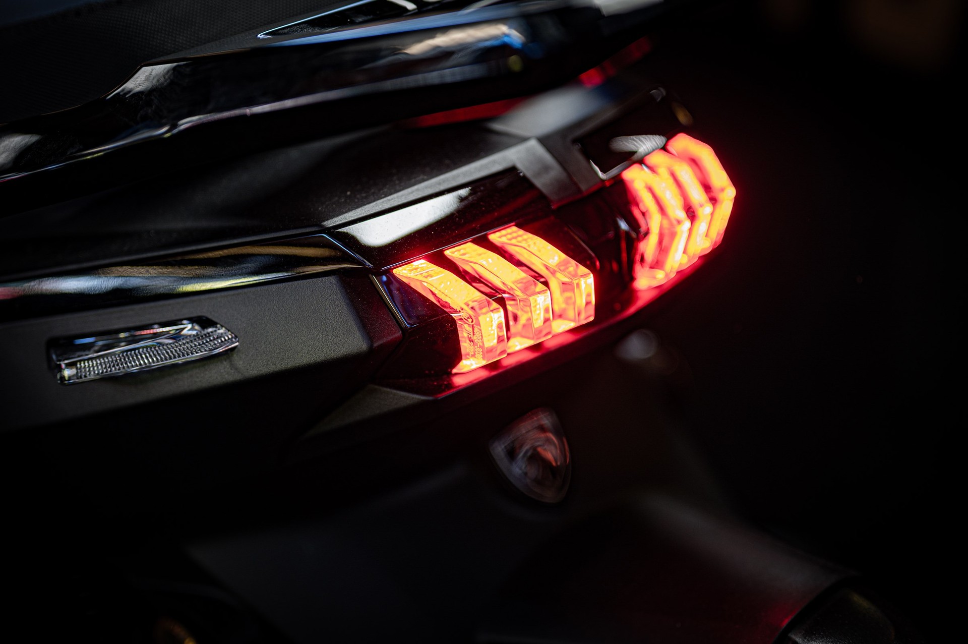 PEUGEOT Tweet 125 GT-image-13