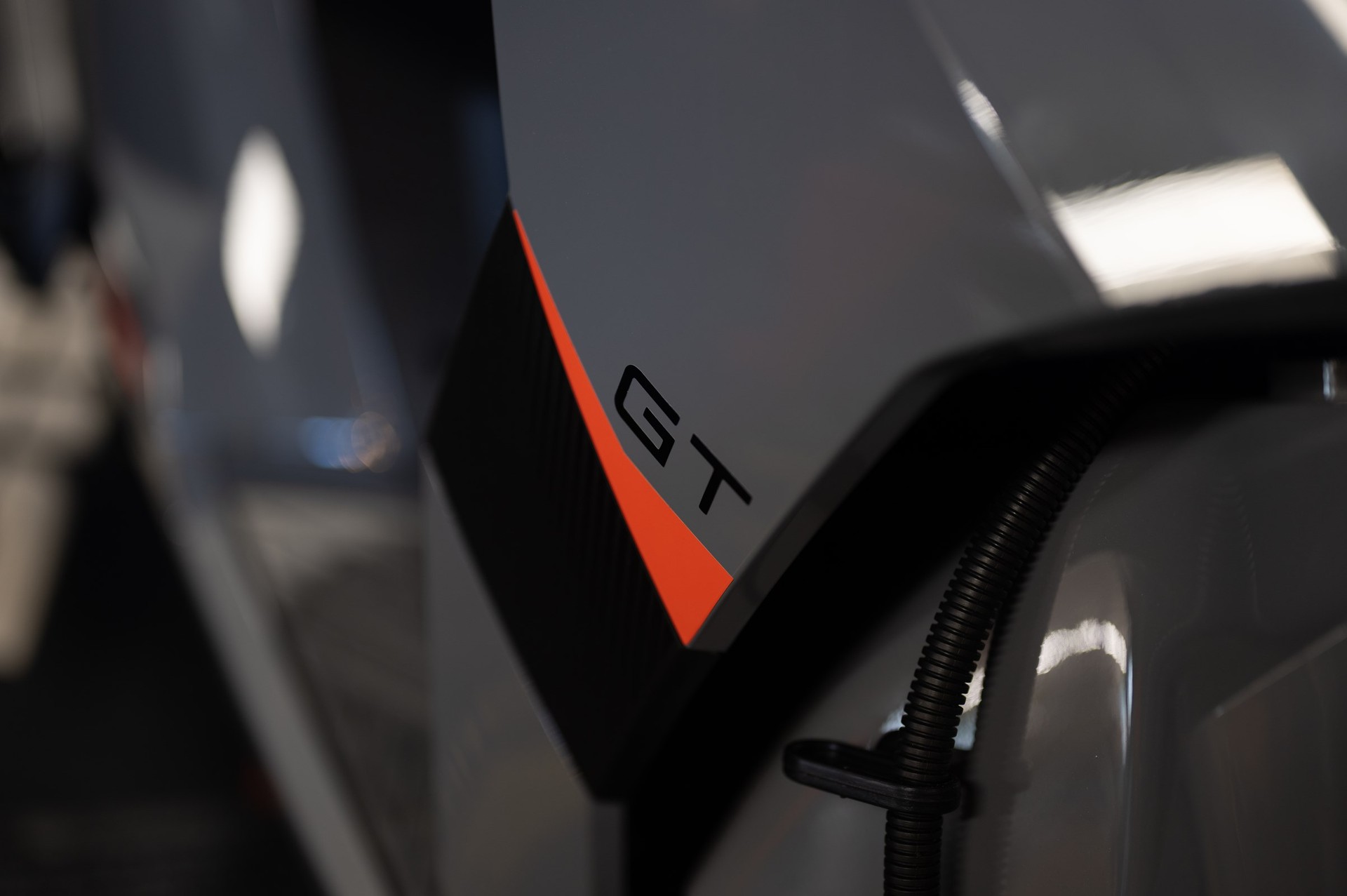 PEUGEOT Tweet 125 GT-image-14