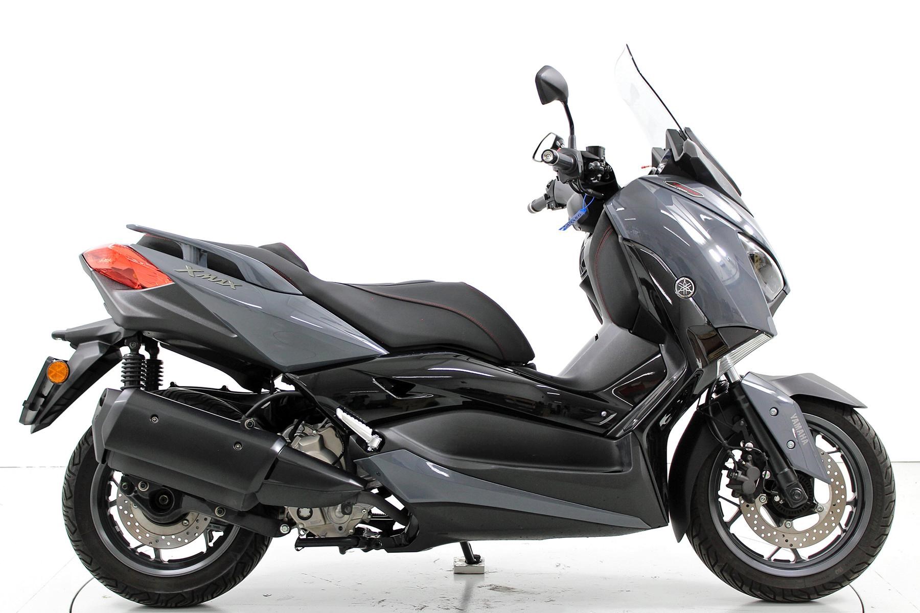 YAMAHA XMAX 300-ABS SP-showroom-element-3