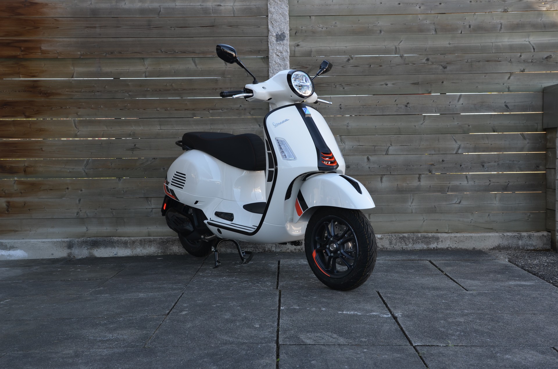 PIAGGIO Vespa GTS 125 Super Sport RST Euro 5+-image-4