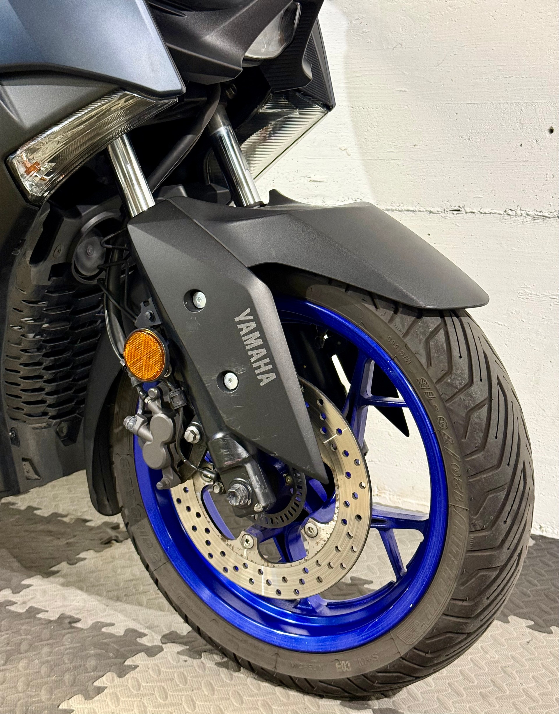 YAMAHA X-Max YP 125-showroom-element-1