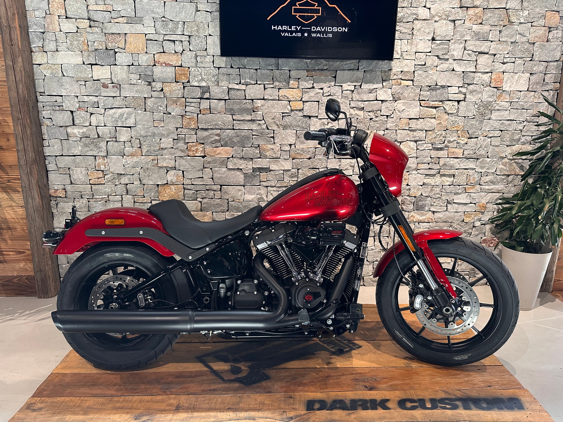 HARLEY-DAVIDSON Lowrider S