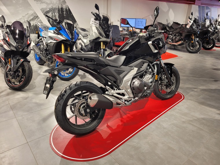 HONDA NC 750 X DCT-showroom-element-2