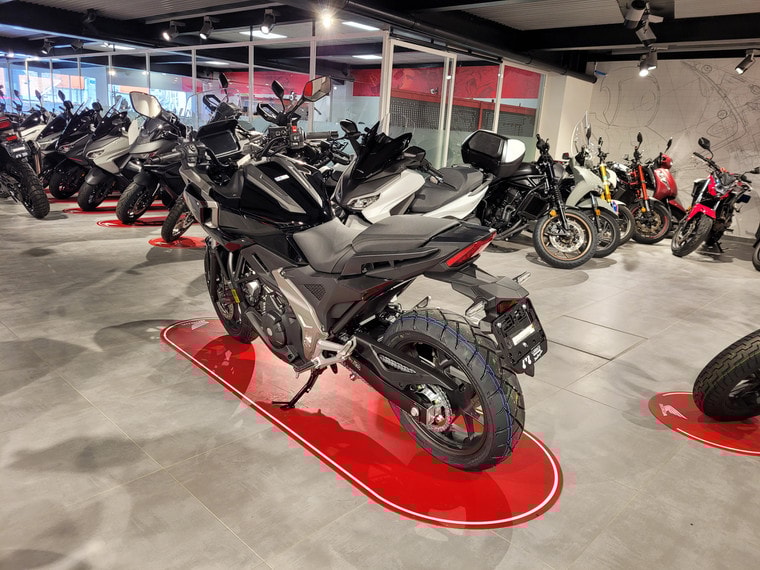 HONDA NC 750 X DCT-showroom-element-3