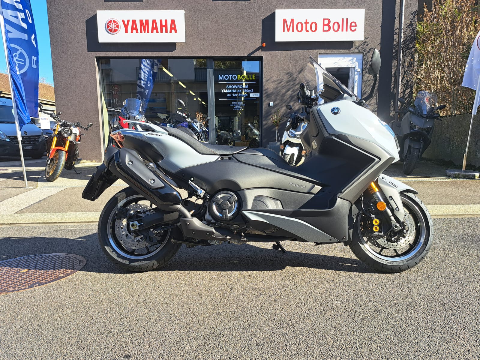 YAMAHA T-MAX Tech-Max XP 560-image-0