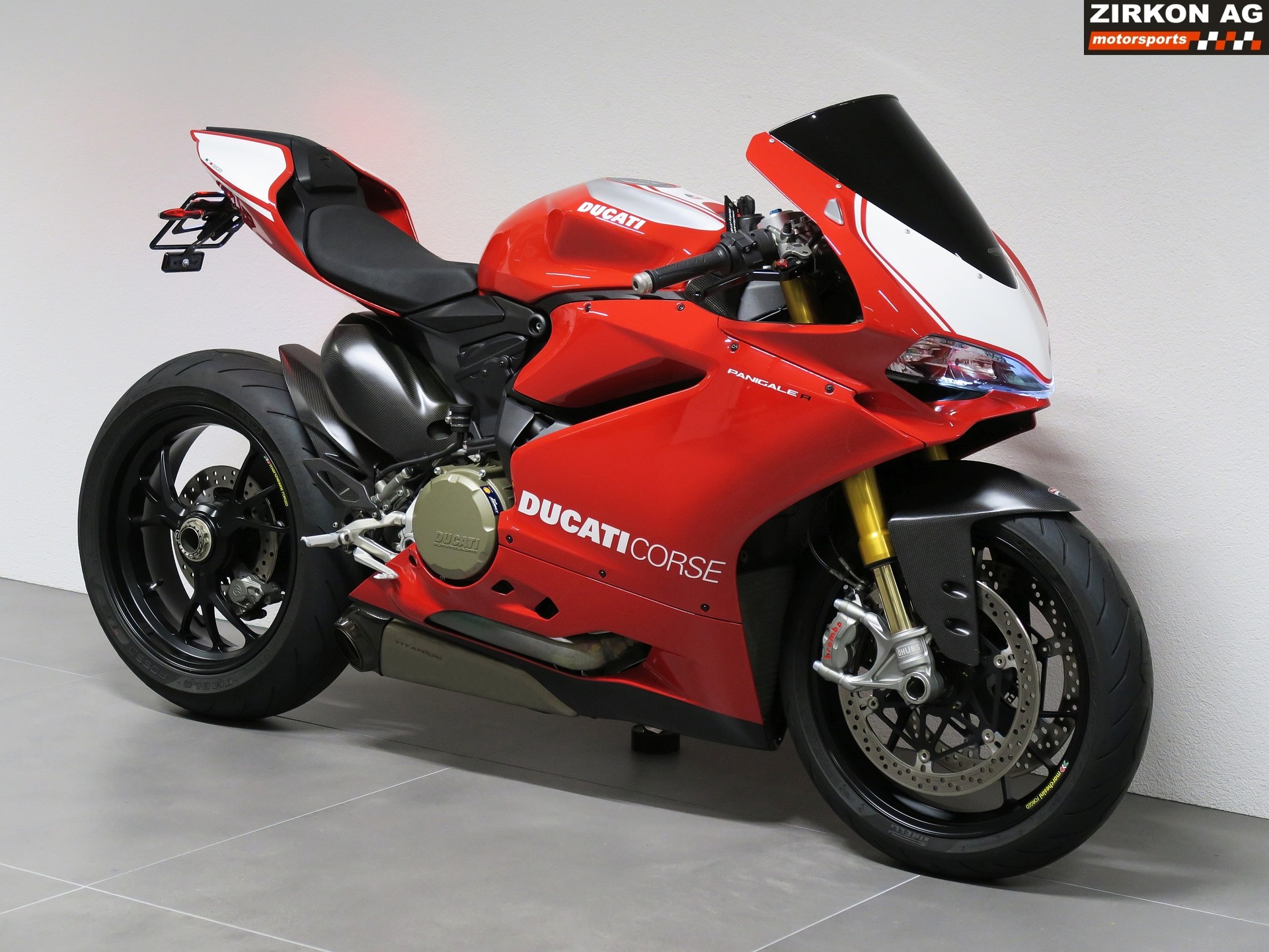 DUCATI Panigale 1199 R ABS-showroom-element-2