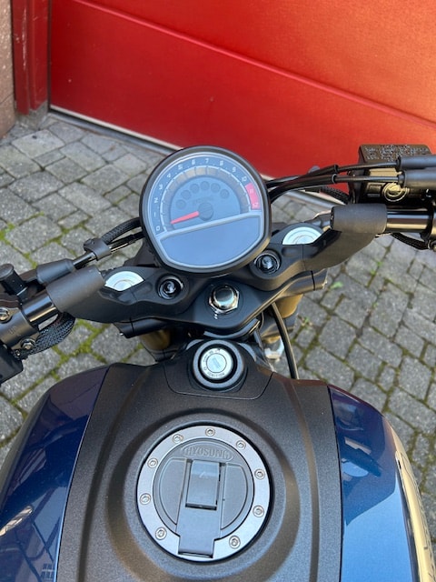 HYOSUNG GV 125 X-image-7